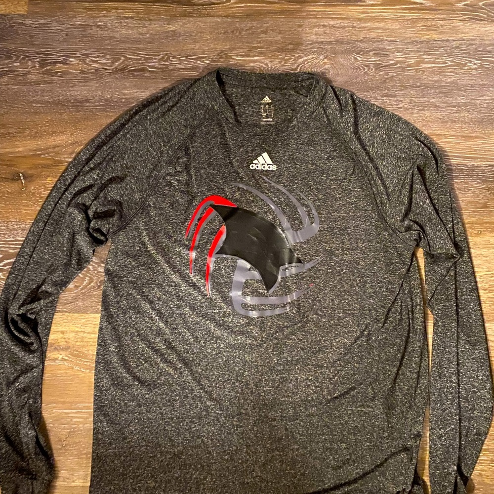 Addidas MENS long sleeve shirt in excellent condition black in color